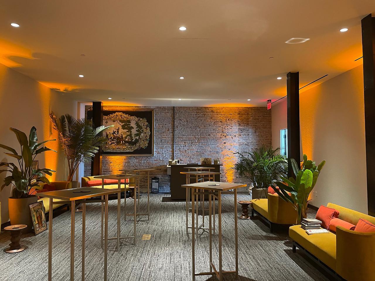 Hotel Haya Tampa Buitenkant foto